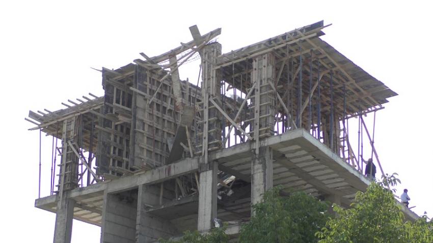 Beyşehir'de İnşaatın Kalıbı Çöktü: 4 Yaralı