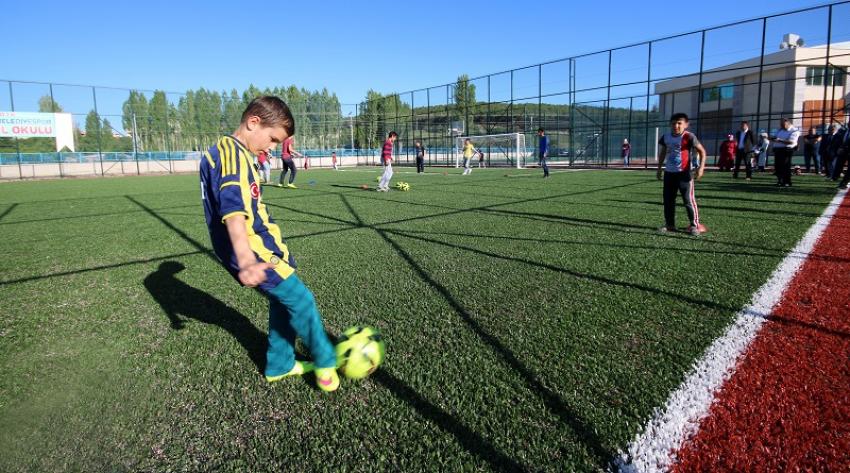 Beyşehir Belediyesinden Yaz Futbol Okulu