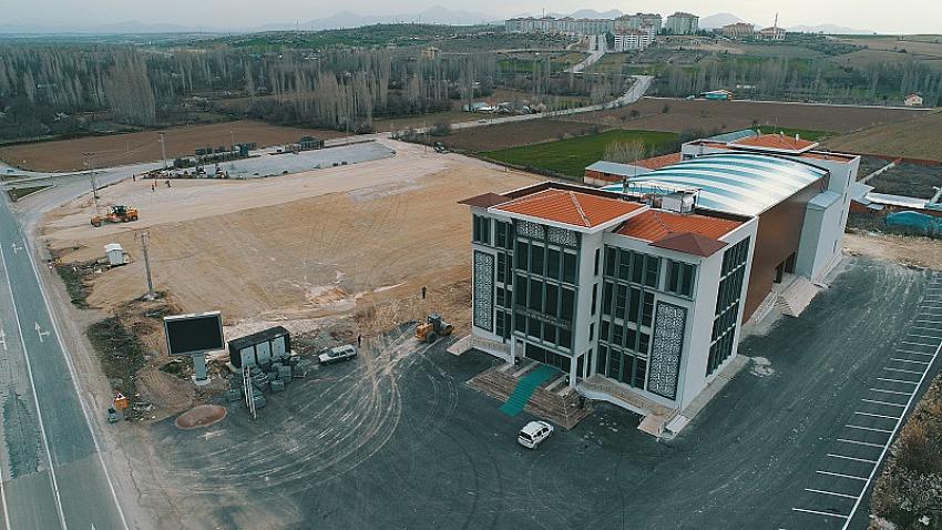 Beyşehir’e 14 Bin Metrekarelik Açık Otopark Alanı