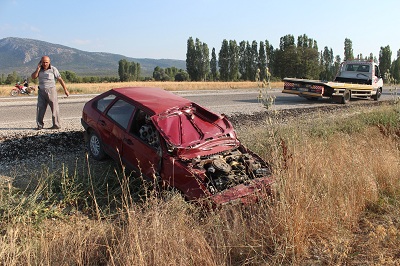 Trafik kazası 2 yaralı