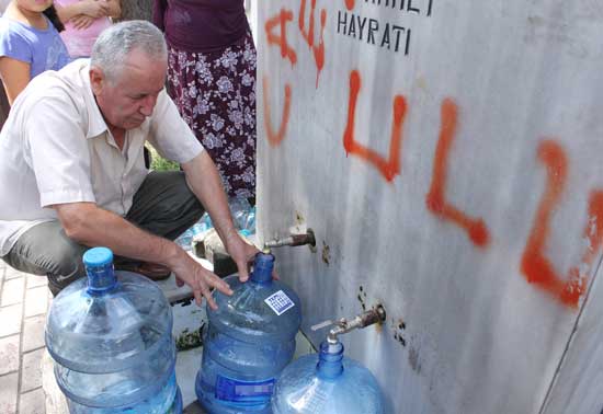 Vatandaşlar kaynak sularına yöneldi 