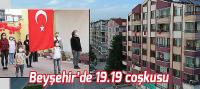 Beyşehir'de Balkonlarda saat 19.19'da İstiklal Marşı okundu