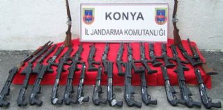 Kargo ile Taşınan Silahlar Jandarma'ya Takıldı