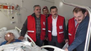 Beyşehir Kızılay'dan Yaşlı Hastalara Ziyaret