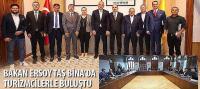 Bakan Ersoy Taş Bina’da Turizmcilerle Buluştu