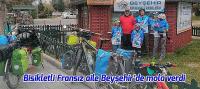Bisikletle Avrupa ve Asya turuna çıkan Fransız aile Beyşehir'de mola verdi