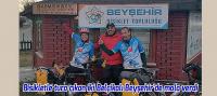 Bisikletle tura çıkan iki BelçikalıBeyşehir'de mola verdi