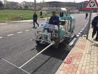 Beyşehir Belediyesi Yol Çizgilerini Kendisi Ekipmanı İle Yapıyor