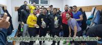 Futbolculardan Antrenörlerine Öğretmenler Günü Kutlaması