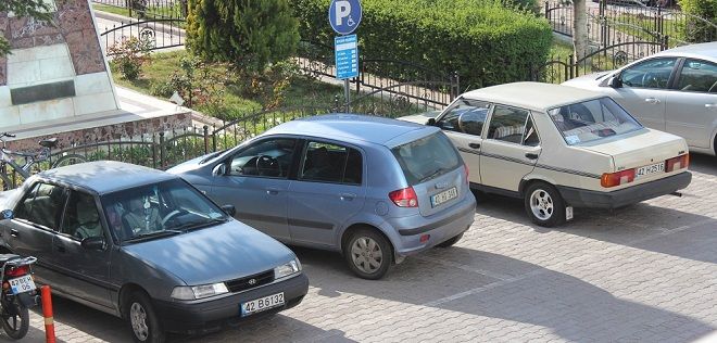 Ücretli otopark uygulaması kalktı