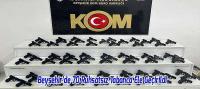 Beyşehir'de Silah Kaçakçılığı Operasyonu: 70 Ruhsatsız Tabanca Ele Geçirildi